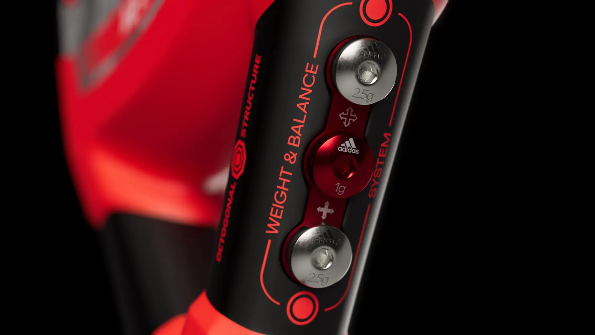 Metalbone 3.1 — A red and black weight balance system.